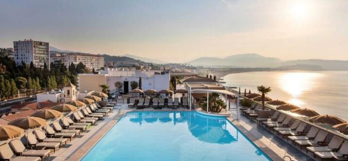 Beachfront Hotels in Nice France